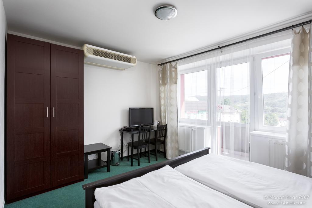 Garni Hotel Fellini Žiar nad Hronom Exteriör bild
